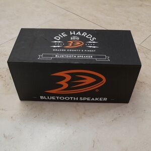 Anaheim Ducks Die Hard's Bluetooth Speaker NIB~